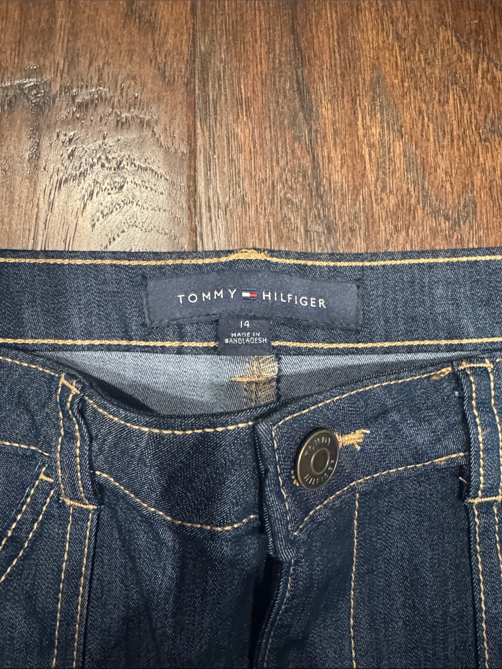 Tommy Hilfiger Dark Blue Denim Cropped Jeans - Picture 2 of 5